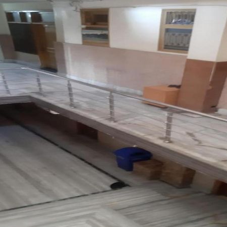 Oyo 81211 Hotel Janta Katra (Jammu and Kashmir) Eksteriør bilde