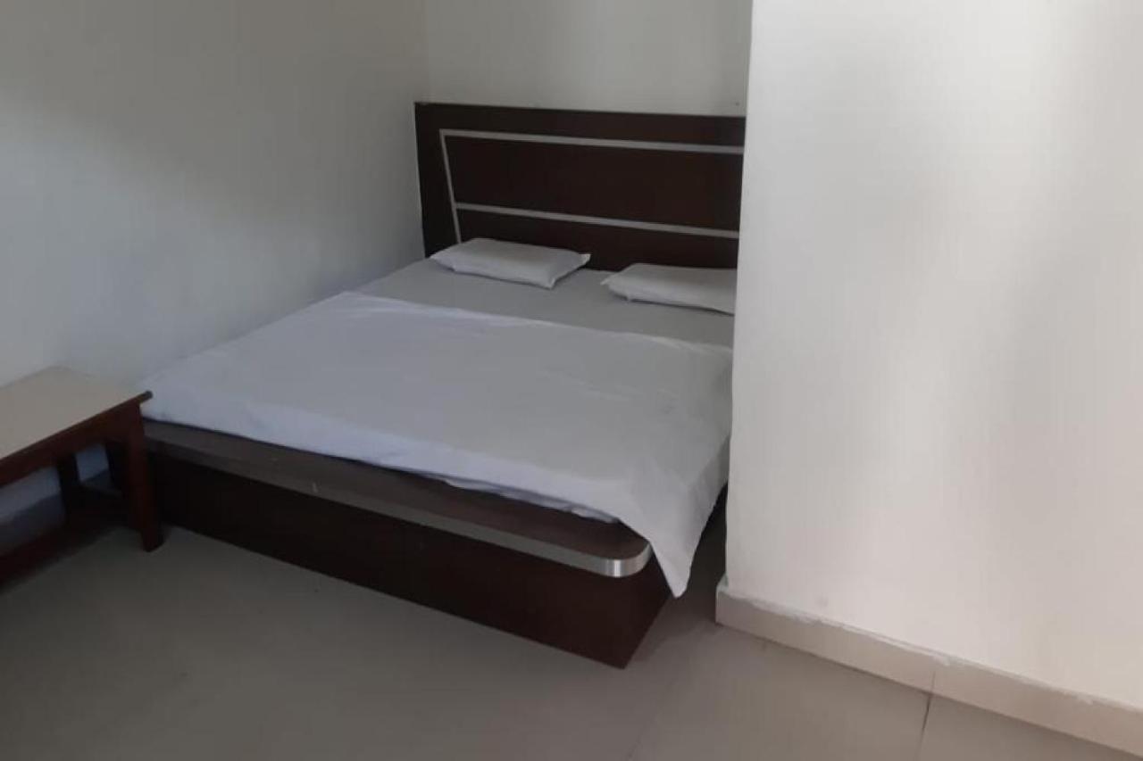 Oyo 81211 Hotel Janta Katra (Jammu and Kashmir) Eksteriør bilde