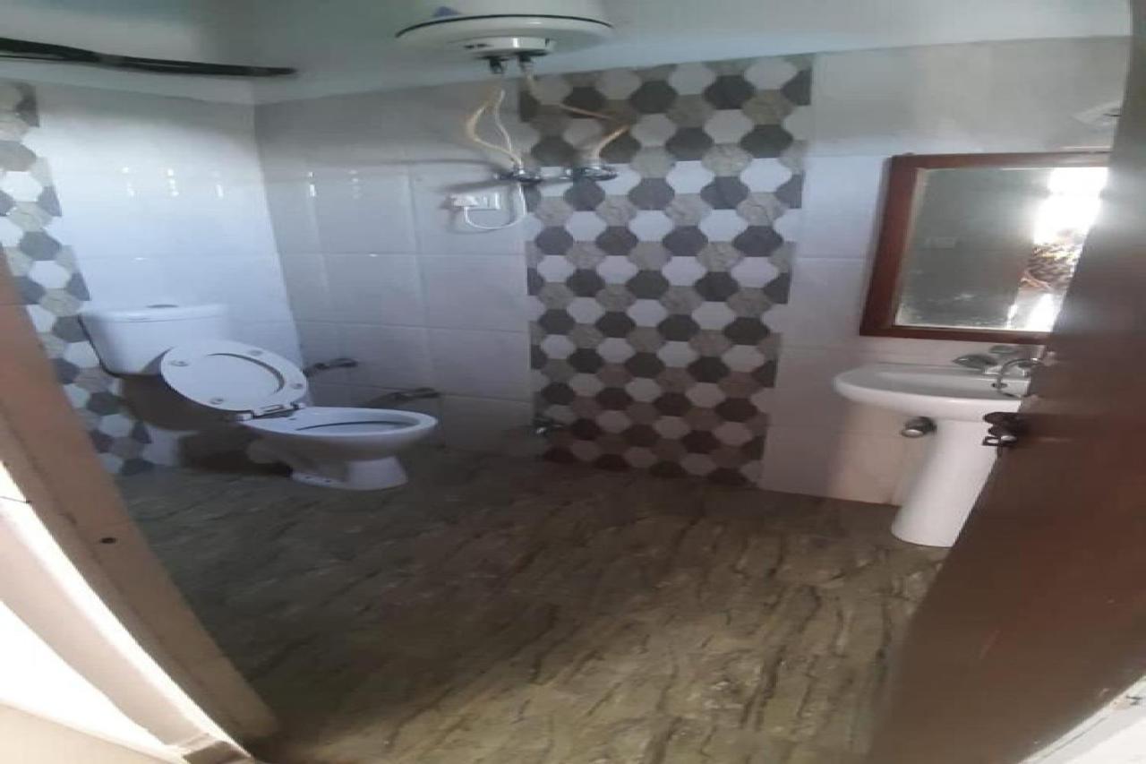 Oyo 81211 Hotel Janta Katra (Jammu and Kashmir) Eksteriør bilde